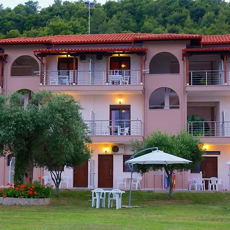 Livari Vourvourou